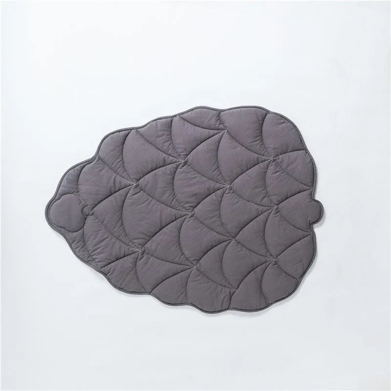 Leaf Shape Pet Mat